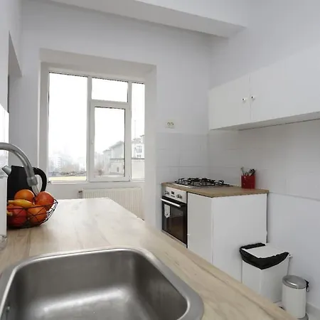 3 Bdrm Apartment In City Center Bukarest Exterior foto
