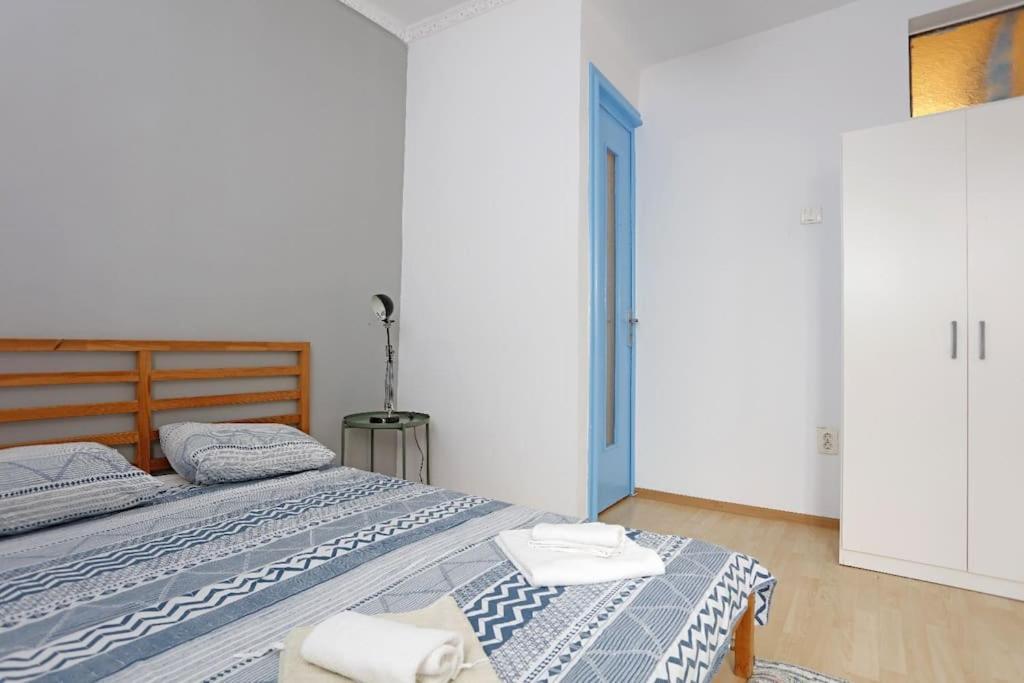 公寓 3 Bdrm In Center 布加勒斯特