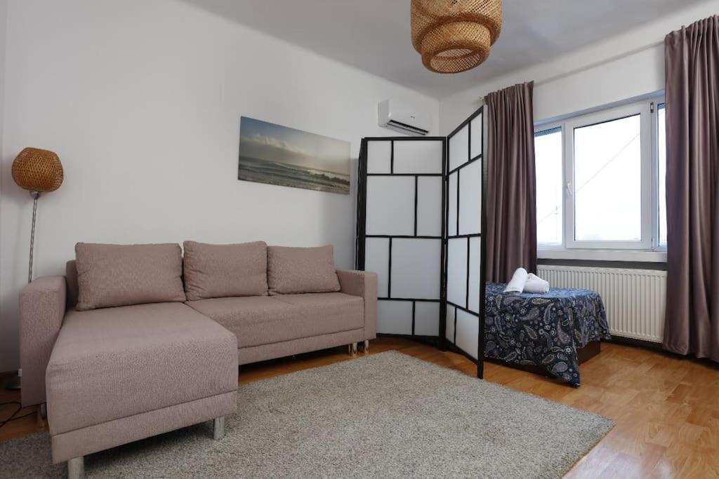 3 Bdrm In Center Appartement Bucarest